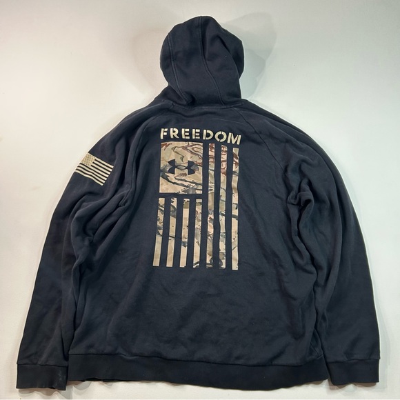 Under Armour Hoodie Mens XL Freedom Camo Logo Black Pullover USA Flag Loose Fit - Picture 1 of 7